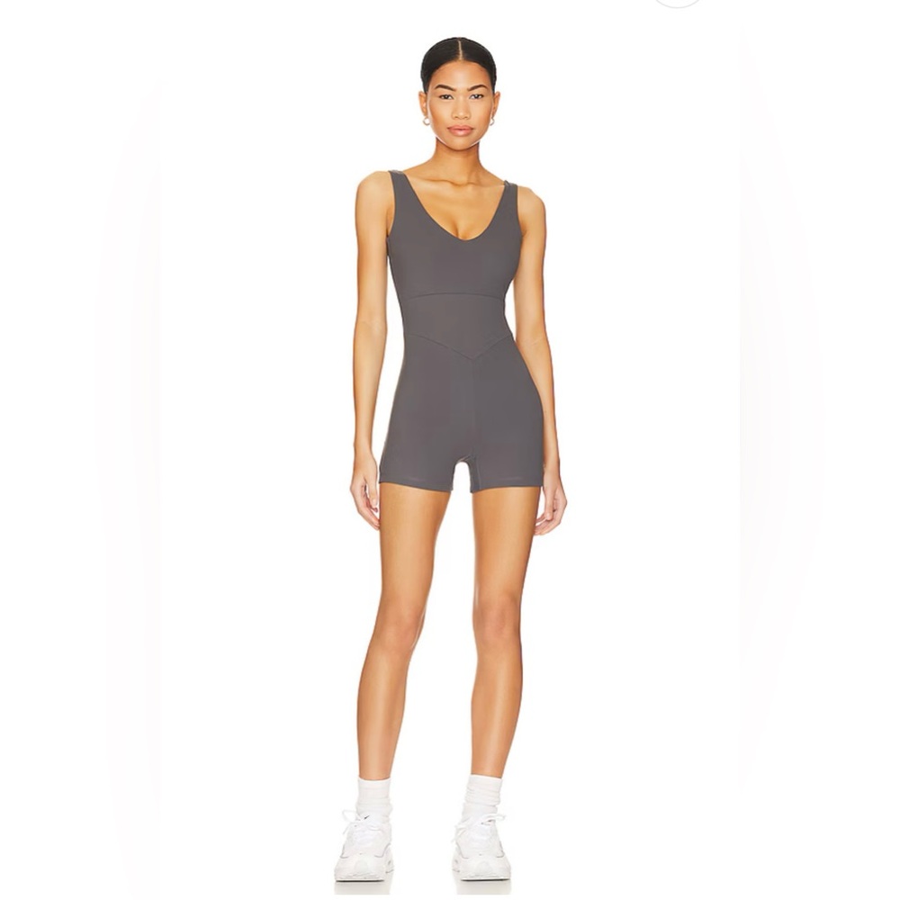 Varley Let’s Go Juni All in One Romper BodySuit Active Casual Size Small